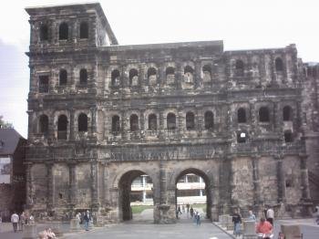 Trier by Ian Cade