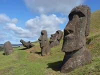 Rapa Nui by Solivagant