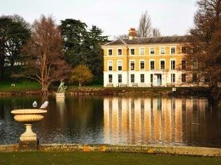 Kew Gardens by Frederik Dawson