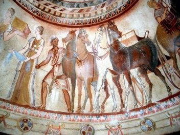 Thracian tomb of Kazanlak by Solivagant