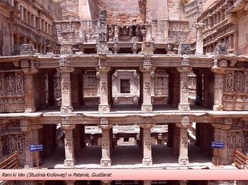 Rani-ki-Vav by Stanislaw Warwas