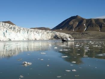 Svalbard Archipelago by Jarek Pokrzywnicki