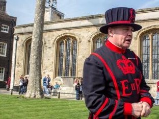 Tower of London by Michael Turtle