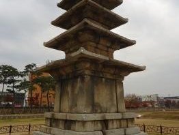 Baekje Historic Areas by Jarek Pokrzywnicki