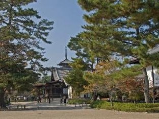 Horyu-ji Area by Gary Arndt