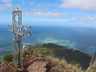 Le Morne by Philipp Peterer