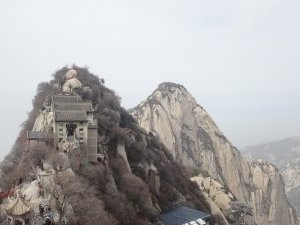 Hua Shan Scenic Area by Zoë Sheng