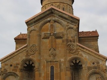 Samtavisi Cathedral by Walter
