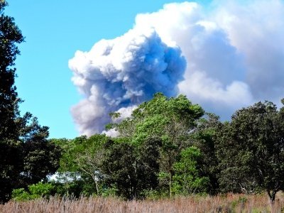 Hawaii Volcanoes by Michael Ayers