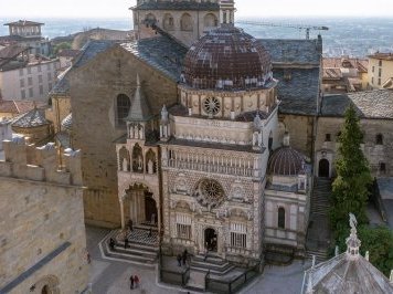 The city of Bergamo by Ilya Burlak
