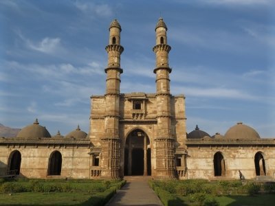 Champaner-Pavagadh by Zoë Sheng