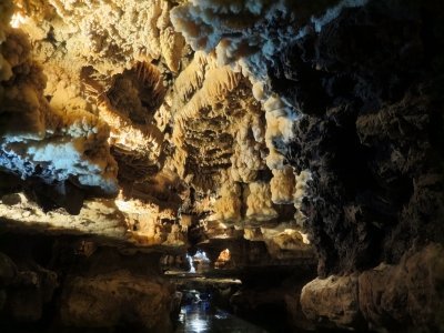 Alisadr Cave by Zoë Sheng