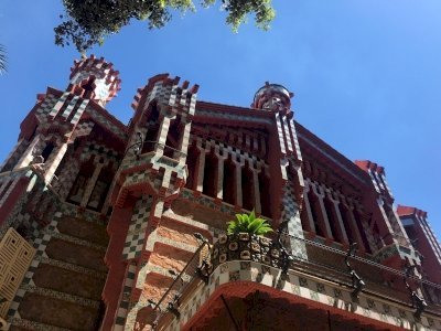 Works of Antoni Gaudí by Tonisan