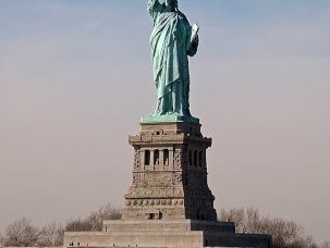 Statue of Liberty by Jay T