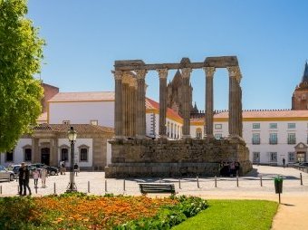 Evora by Ilya Burlak