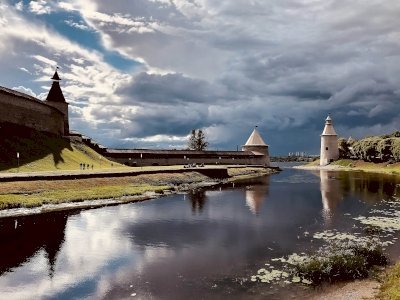Churches of the Pskov School of Architecture by Alexander Barabanov