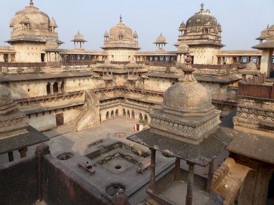 Orchha by Ralf Regele