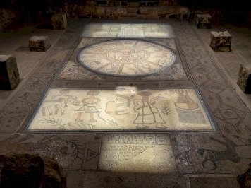 Early Synagogues in the Galilee by Ilya Burlak