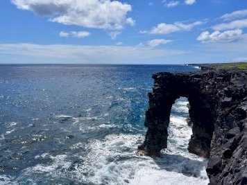 Hawaii Volcanoes by Frederik Dawson