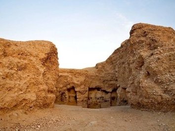 Dilmun Burial Mounds by Frederik Dawson