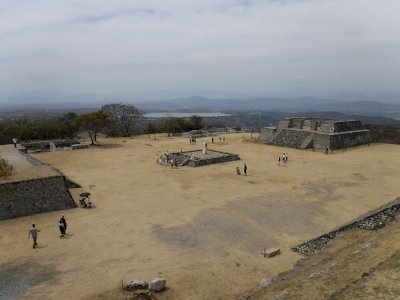 Xochicalco by Frédéric M