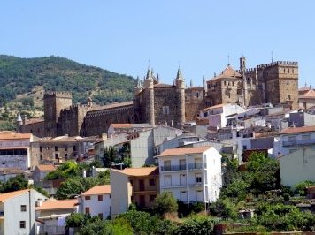 Santa Maria de Guadalupe by Hubert