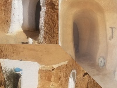 Habitat troglodytique et le monde des ksour du Sud by Zoë Sheng