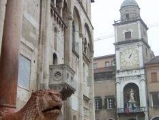 Modena by Ian Cade