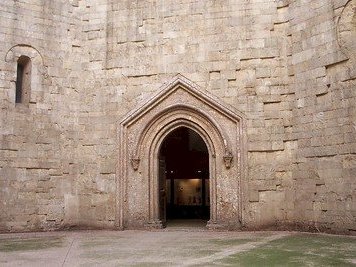 Castel del Monte by Els Slots