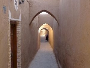 Yazd by Jean Lecaillon