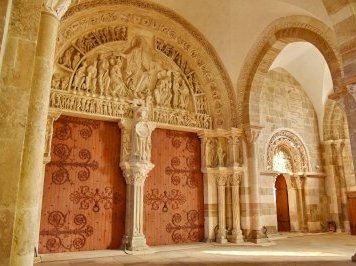 Vézelay by Frederik Dawson
