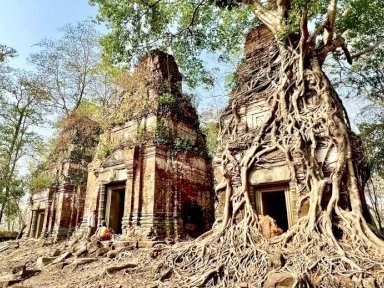 Koh Ker by Frederik Dawson