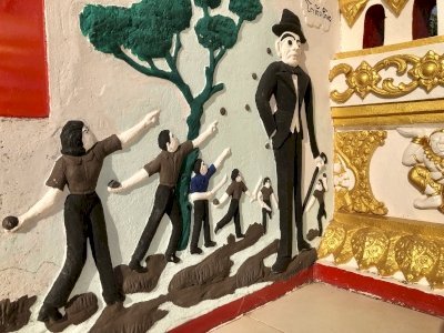 Phra That Phanom by Stanislaw Warwas