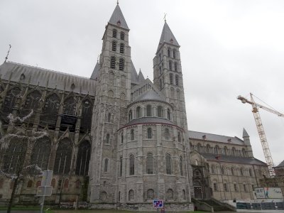 Notre-Dame Cathedral in Tournai by Ralf Regele
