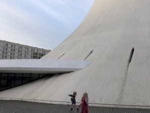 Le Havre by Ian Cade