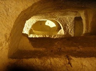 Maltese Catacomb Complexes by Nan