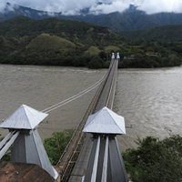 Puente de Occidente (Western Bridge)