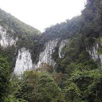 Gunung Mulu by Els Slots