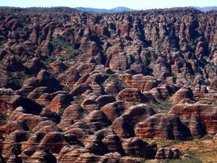 Purnululu National Park by Zoë Sheng