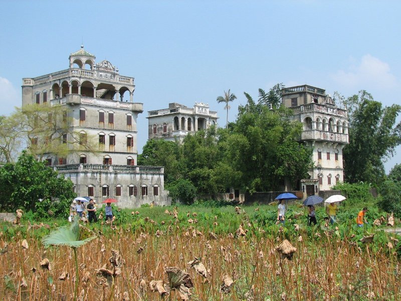 Kaiping Diaolou by Els Slots