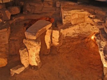 Hal Saflieni Hypogeum by Luis Filipe Gaspar