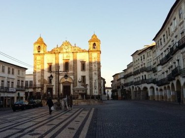 Evora by Clyde