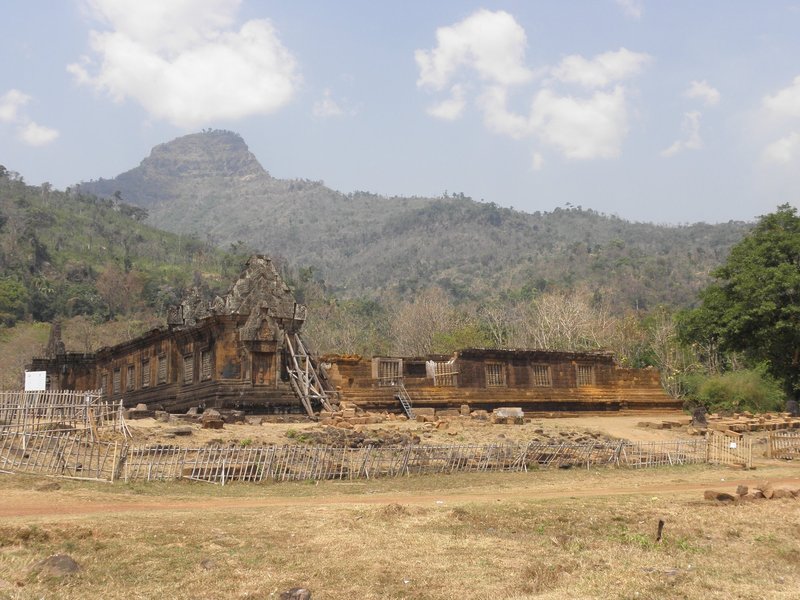 Vat Phou by Els Slots