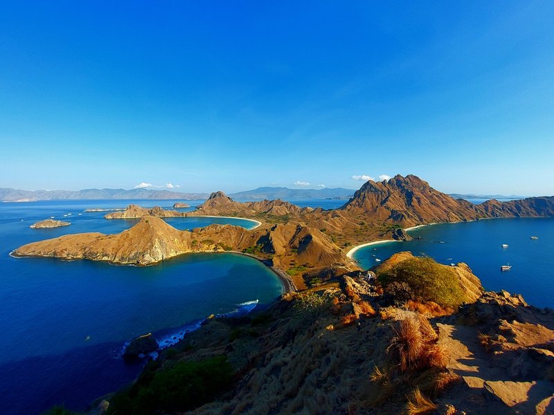 Komodo National Park by Roman Bruehwiler