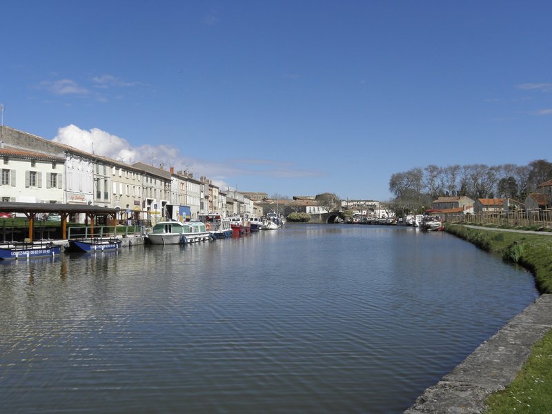 Canal du Midi by Els Slots